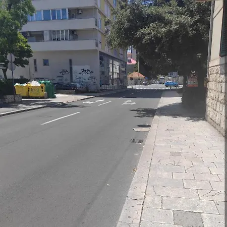 Funky Place, Near Center And Appartamento