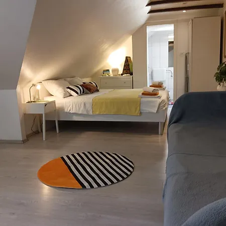 Funky Place, Near Center And Apartment Split