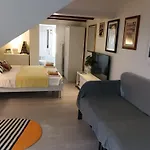 Funky Place, Near Center And Апартаменты