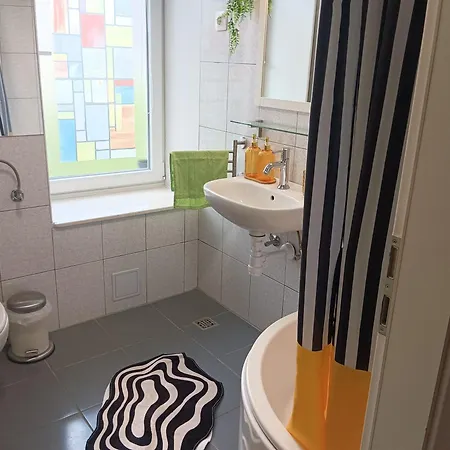 Funky Place, Near Center And Lägenhet Split